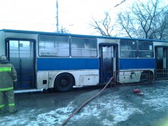 В Тамбове загорелся автобус В Тамбове загорелся автобус