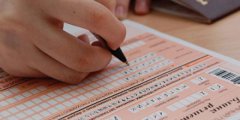 Из школ Тамбова в этом году выпустятся 1300 одиннадцатиклассников Из школ Тамбова в этом году выпустятся 1300 одиннадцатиклассников