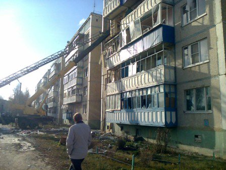 Фото с места взрыва жилого дома в Липецкой области