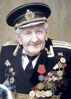 Юлий Ксюнин отметил свой 104-й день рождения Юлий Ксюнин отметил свой 104-й день рождения