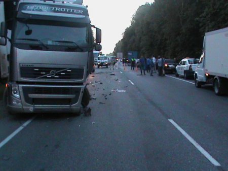 В Рязанской области в столкновении с грузовиком погибли два человека