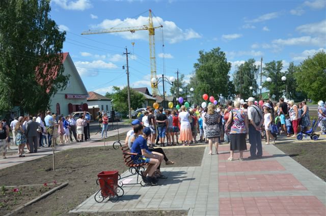 Сегодня глава города А.Н. Колмаков в торжественной обстановке открыл после прове