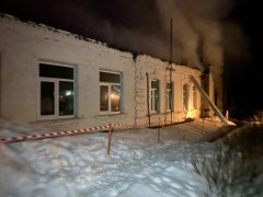 В Ржаксинском районе загорелась школа В Ржаксинском районе загорелась школа