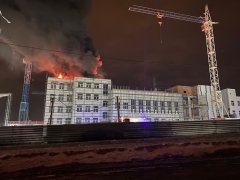 В Тамбове загорелась строящаяся школа В Тамбове загорелась строящаяся школа
