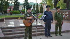 День пограничника в Мичуринске прошел под флагом союза ветеранов Афганистана День пограничника в Мичуринске прошел под флагом союза ветеранов Афганистана