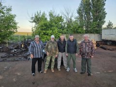 Мичуринские ветераны доставили гуманитарный груз бойцам в ЛНР Мичуринские ветераны доставили гуманитарный груз бойцам в ЛНР