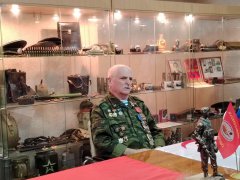 В Мичуринске ветеран Афганистана встретился со школьниками В Мичуринске ветеран Афганистана встретился со школьниками